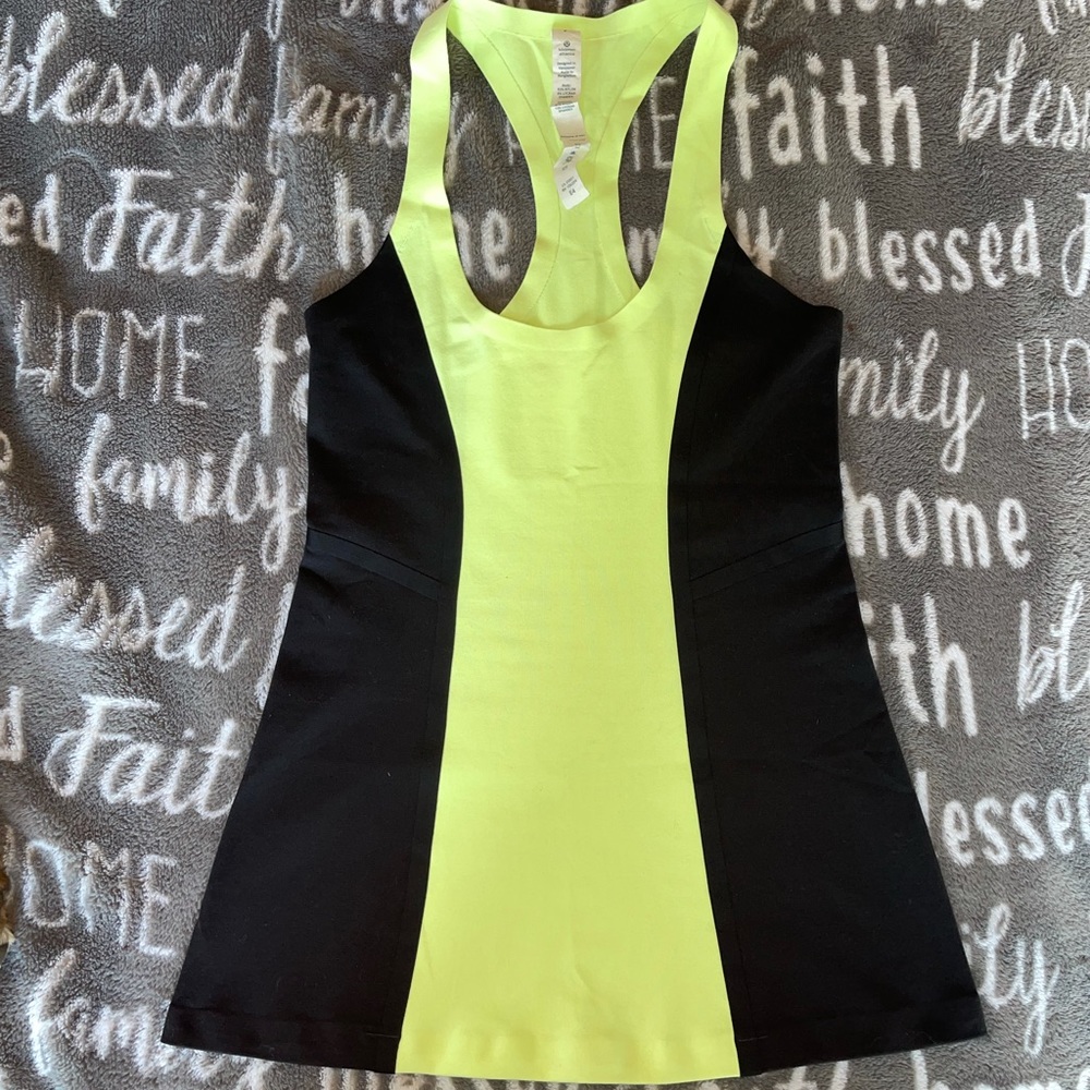 Lululemon black & fluorescent yellow tank top Sz 2